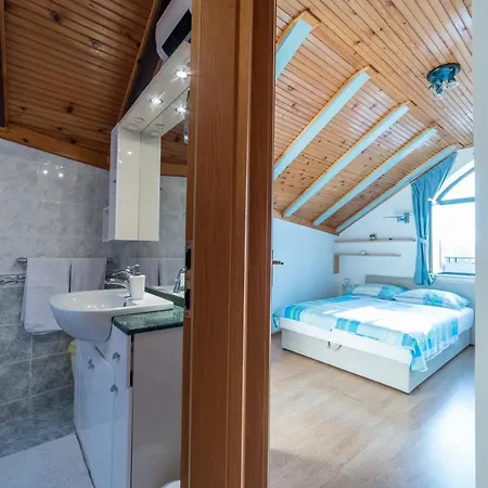 Nest דוברובניק